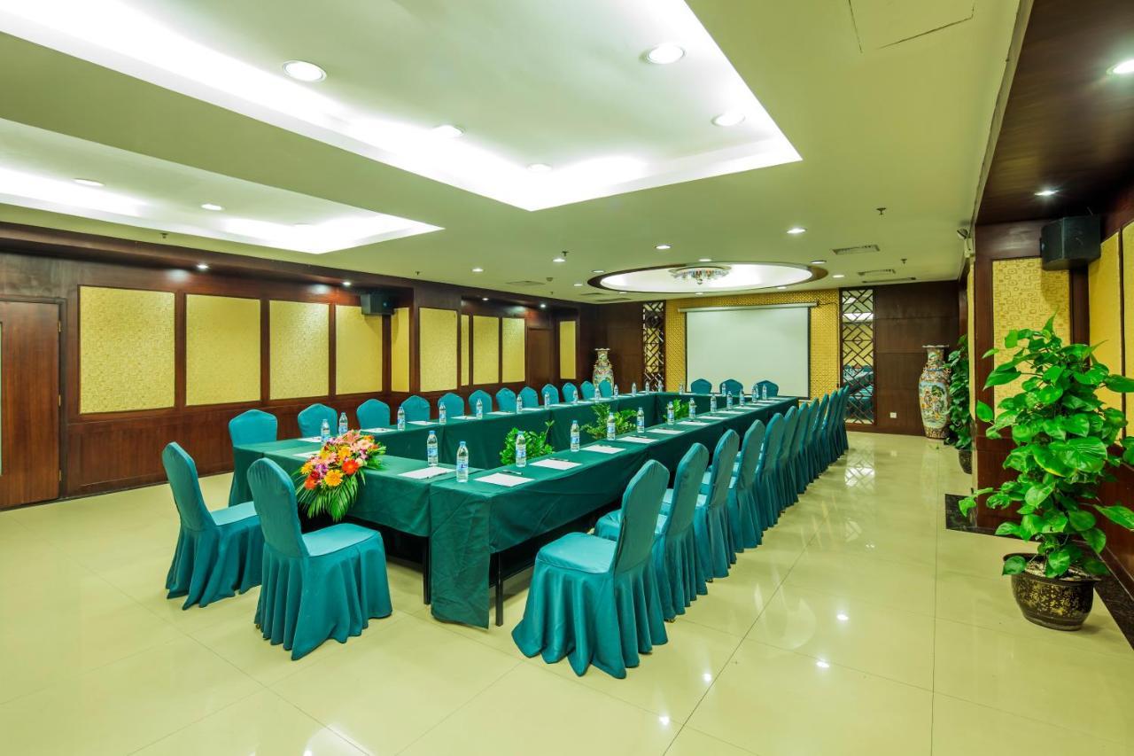 Linda Seaview Hotel Sanya Exterior photo